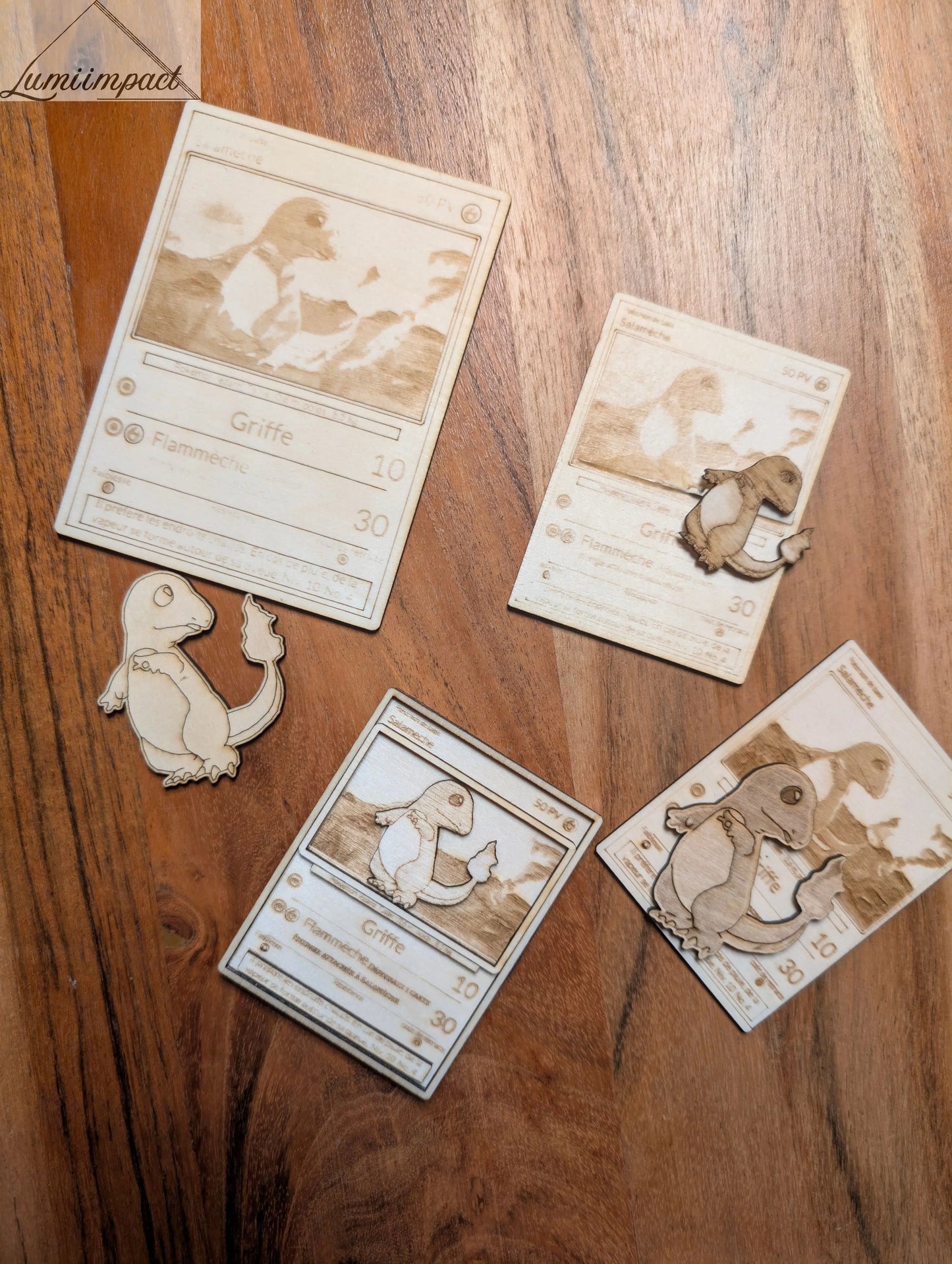 Carte PKM en bois - Lumi Impact - Ensemble
